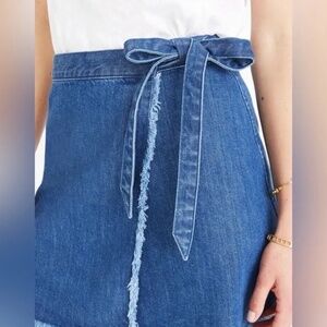 Denim Tie Skirt!